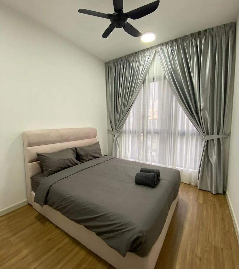 Sunway Velocity Two, Kuala Lumpur By De Harlequins Suite 0*,
