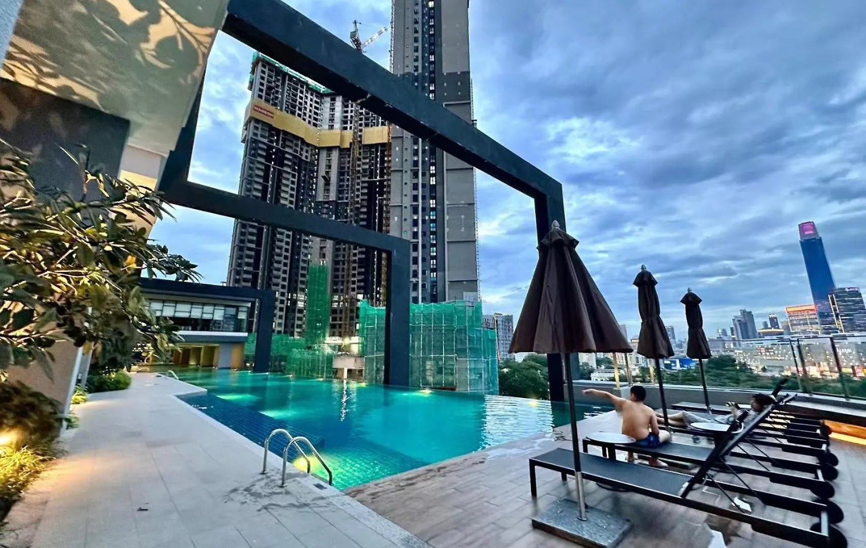 Sunway Velocity Two, Kuala Lumpur By De Harlequins Suite