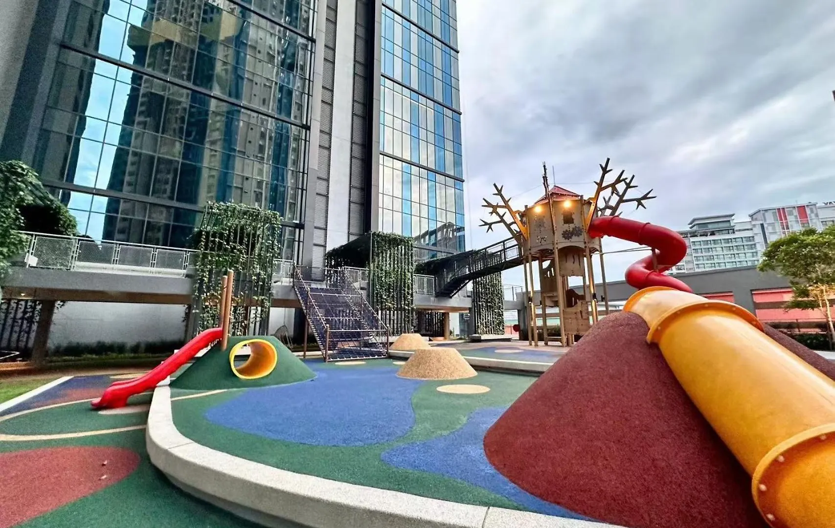 Sunway Velocity Two, Kuala Lumpur By De Harlequins Suite Appartamento